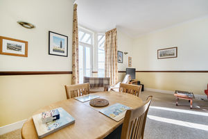 Living/dining room- click for photo gallery